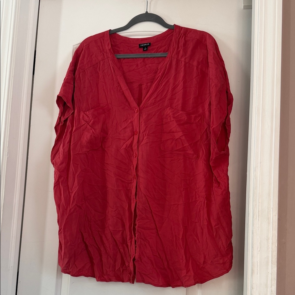 Torrid Vibrant Red Women's Button-Down Shirt